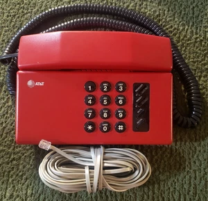 VINTAGE AT&T PUSH BUTTON RED TELEPHONE 1980s LANDLINE PHONE CORD EX CONDITION - Picture 1 of 5