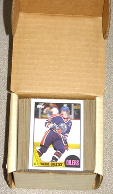 1987-88 TOPPS HOCKEY, COMPLETE 198 CARD SET, WAYNE GRETZKY (PRE-OWNED) - Image 1 of 2