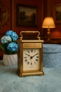 Vintage Messing Kutschenuhr • Howard Miller Quartz • West Germany Kamin Dekor - Bild 1 von 8