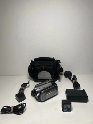Panasonic SDR-H40 Camcorder HDD 40GB 42x Optical Zoom SD Video Handycam PAL - Image 1 of 4