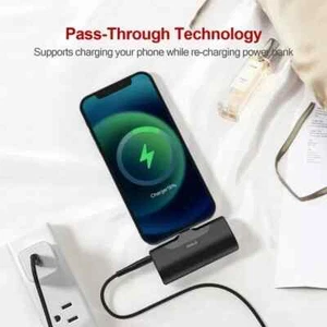 iWALK LinkPod4 4500mAh Portable iPhone Charger - Black, DBL4500L - Picture 1 of 2