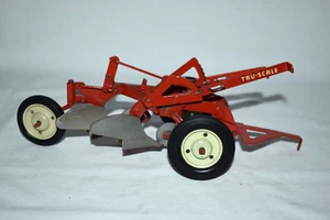 True Scale 1:16 2 bottom plow - Picture 1 of 5