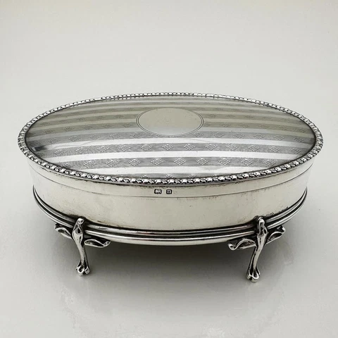 TRINKET BOX STERLING SILVER GEORGE V Birmingham 1912 W J Myatt & Co - 13cm long Cover