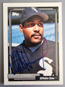 1992 Topps #667 Roberto Hernandez Autographed Chicago White Sox Card - Signed - Picture 1 of 2