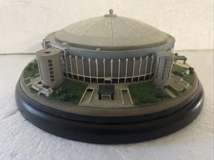 Astrodome Home of the Houston Astros Danbury Mint Stadium Replica - Picture 1 of 9