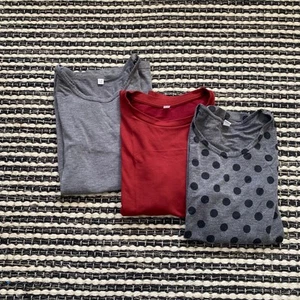 Uniqlo Kids Unisex 3P Long Sleeve Base Layer Shirts 9/10 - Picture 1 of 5