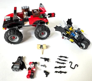 Lego 7886 The Batcycle Harley Quinns Hammer Truck Batman Complete Except Sticker - Picture 1 of 7