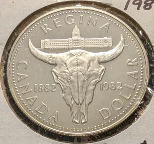 1882-1982 Canadian Dollar 50% Silver - Picture 1 of 2