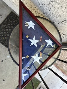 US United States Of America Burial Memorial Flag In Display Case W Metels - Picture 1 of 10