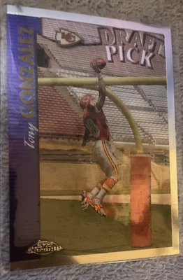 Tarjeta de novato 1997 Topps cromada #24 Tony Gonzalez RC Kansas City Chiefs Falcons Foto 1 de 2