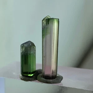 4 Carat Bi Color Tourmaline Crystal For Minerals Collection, Tourmaline Gemstone - Picture 1 of 3