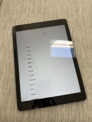 Apple iPad Air 1st Gen. A1474 32GB - Grey - Locked - Image 1 of 4