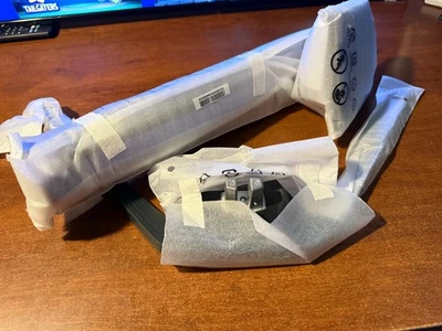 One Gigabyte Aorus FO32U2P Pro 32" 4K QD-OLED DP2.1 STAND ONLY BRAND NEW - Image 1 of 4