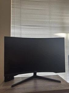 Samsung 32” Odyssey G5 Gaming Monitor, WQHD (2560x1440), 144Hz, Curved - Picture 1 of 1
