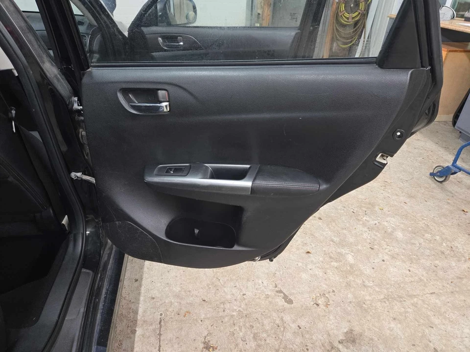 Rear Door Trim Panel SUBARU IMPREZA Right 11 12 13 14 Foto 1 de 1