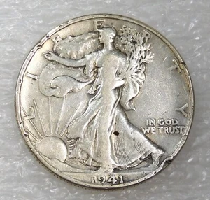 1941 D Walking Liberty Silver Half Dollar with some luster in saflip #F630 - Picture 1 of 2