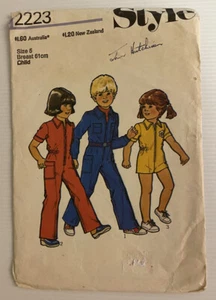 Style 2223 Vintage 70s Sewing Pattern Child's Jumpsuit in Two Lengths Size: 5 - Picture 1 of 8