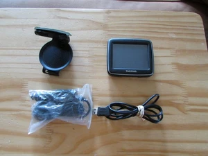 TOMTOM EASE 1EX00 AUTOMOTIVE GPS (TESTED WORKS AS INTENDED) - Picture 1 of 8