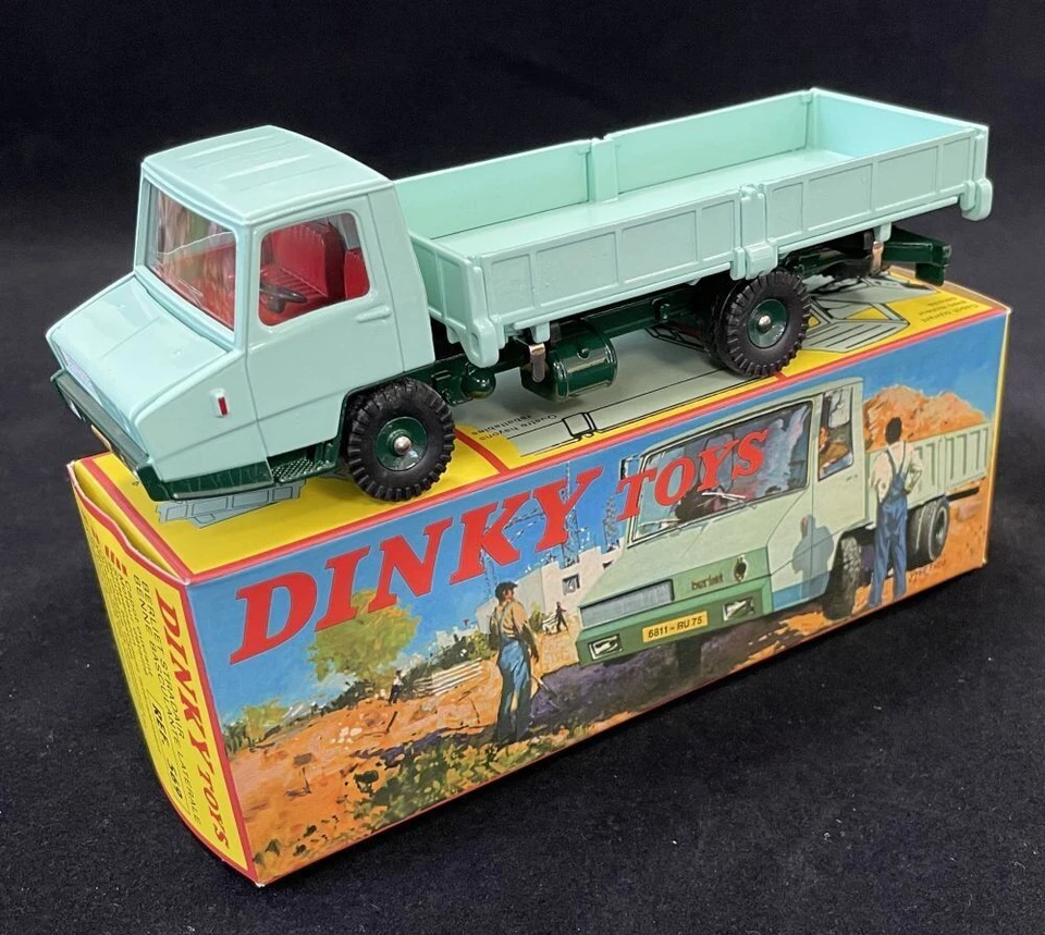 1:48 - ATLAS - DINKY TOYS - Berliet Stradair Lt.Green (569) EM CAIXA/NÃO ABERTA - Imagem 1 de 1