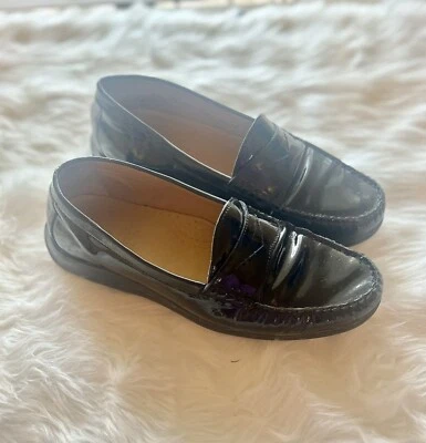 Mocasines Cole Haan Penny Pinch charol negro talla 8 1/2 Foto 1 de 4