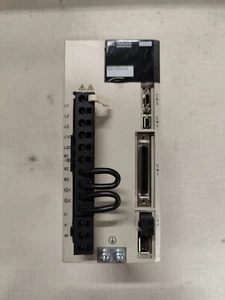 NEW Yaskawa SGDV-5R5A01A Servo Amplifier US Seller  - Picture 1 of 7