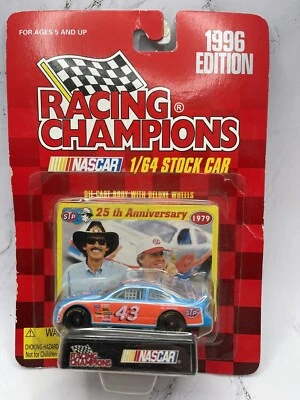 Racing Champions 1996 25 aniversario de Nascar Richard Petty STP 43 escala 1/64 Foto 1 de 4