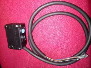 Tipo de cable retrorreflectante cuadrado Keyence PZ-G61P; PZG61P, PNP - Imagen 1 de 3