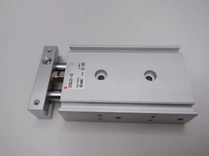 SMC CXSL20-30 Guided Cylinder - Picture 1 of 2