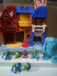 monster house action figures