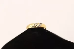 Rare 8K Yellow 333 Gold 6 Diamond Band US Sz 8.5 Ring 1.4g - Picture 1 of 7