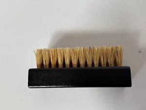 Spazzola e gomma per cappelli NUBUCK e CAMOSCIO GOMMA ANTIMACCHIA - Foto 1 di 3