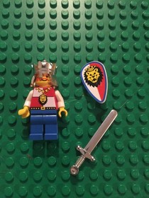 LEGO Castle ROYAL KNIGHTS You Pick / Choose Minifig From List