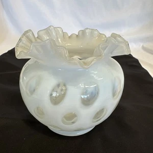 fenton french opalescent coin dot white 5x6in ruffled low rose bowl - Picture 1 of 4