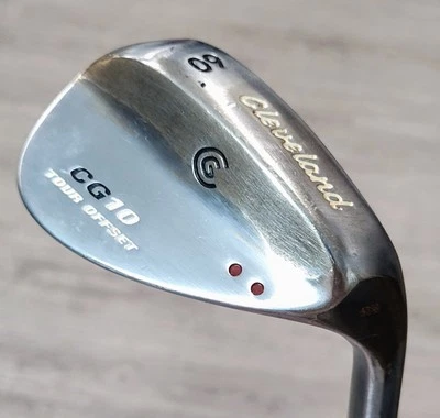 Cleveland CG10 Tour Offset 60° Lob Wedge/ Tour Issue/ Dynamic Gold S400 Shaft - Image 1 of 4
