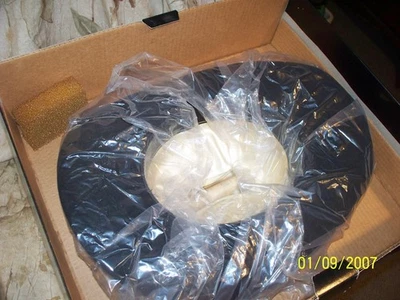 VINTAGE STETSON COWBOY HAT& BOX  BLACK COLOR- VERY NICE- PRE OWN SIZE 7 1/4-NICE - Image 1 of 4