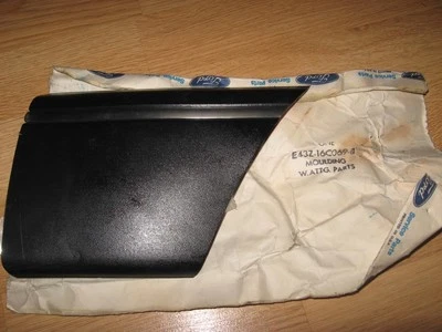 Nuevo de Lote Antiguo Ford Tempo 1984 Guardabarros Delantero Moldura LH E43Z-16C069-B Foto 1 de 3