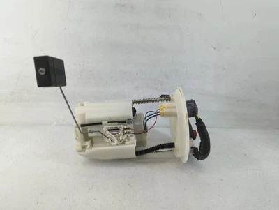 2010-2012 Ford Fusion Electrical Gas Fuel Pump Assembly GKJR4 - Image 1 of 4
