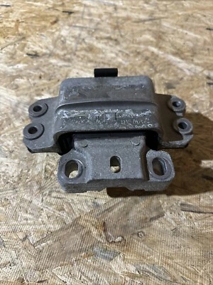 2018-2021 Volkswagen Passat montagem de motor de transmissão esquerda 1K0 199 555 (RC-10) - Imagem 1 de 4