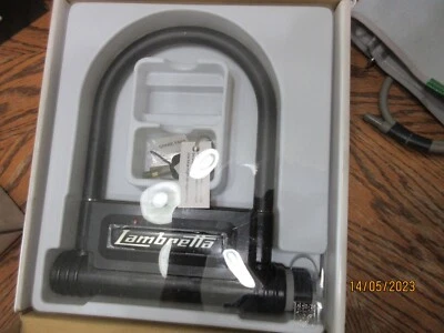 New Lambretta Audible Alarm Keyed High Inpact SCOOTOR-MOTORCYCLE-BICYCLE U Lock - Image 1 of 4