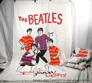 Lot 3 THE BEATLES 1964 COLORFUL YEAH! YEAH! YEAH! BEACH TOWEL Towels 33.5" x 57" - Picture 1 of 6