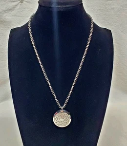 30 mm Medaillon Anhänger Aromatherapie Parfüm ätherisches Öl Diffusor Kette Halskette - Bild 1 von 10