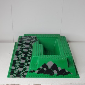 Vintage LEGO Raised Baseplate 2552 From 6081 King&rsquo;s Mountain Fortress Green