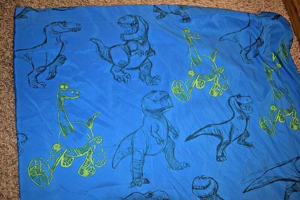 Sábana bajera plana doble microfibra 6T Disney EL BUEN DINOSAURIO {TELA} Foto 1 de 2