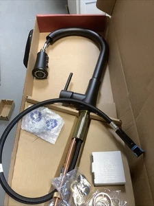 Pfister Pull Down Kitchen Faucet in Matte Black. G529-PF2B Y7 $265 - Picture 1 of 8