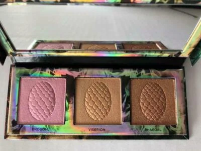 Paleta de iluminadores Urban Decay Game of Thrones Mother of Dragons - Imagem 1 de 3