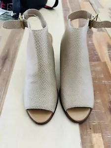 Women’s Uggs Block Heel Shoes 8 - Picture 1 of 5