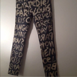 Designer Studio: Green Day Inspired Jeans! - Picture 1 of 5