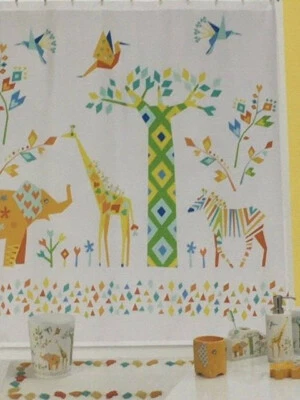 Тканевая занавеска для душа TamaraKate — яркая оригами джунгли - Изображение 1 из 2