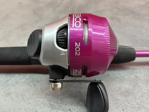 Zebco 202 Pink Spincast Combo 5’6” Medium Light Weight - Picture 1 of 11