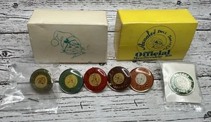 Vintage Annalee Doll Society Anstecknadeln 6 Stück mit 2 Schachteln 1989-1990er Jahre - Bild 1 von 12